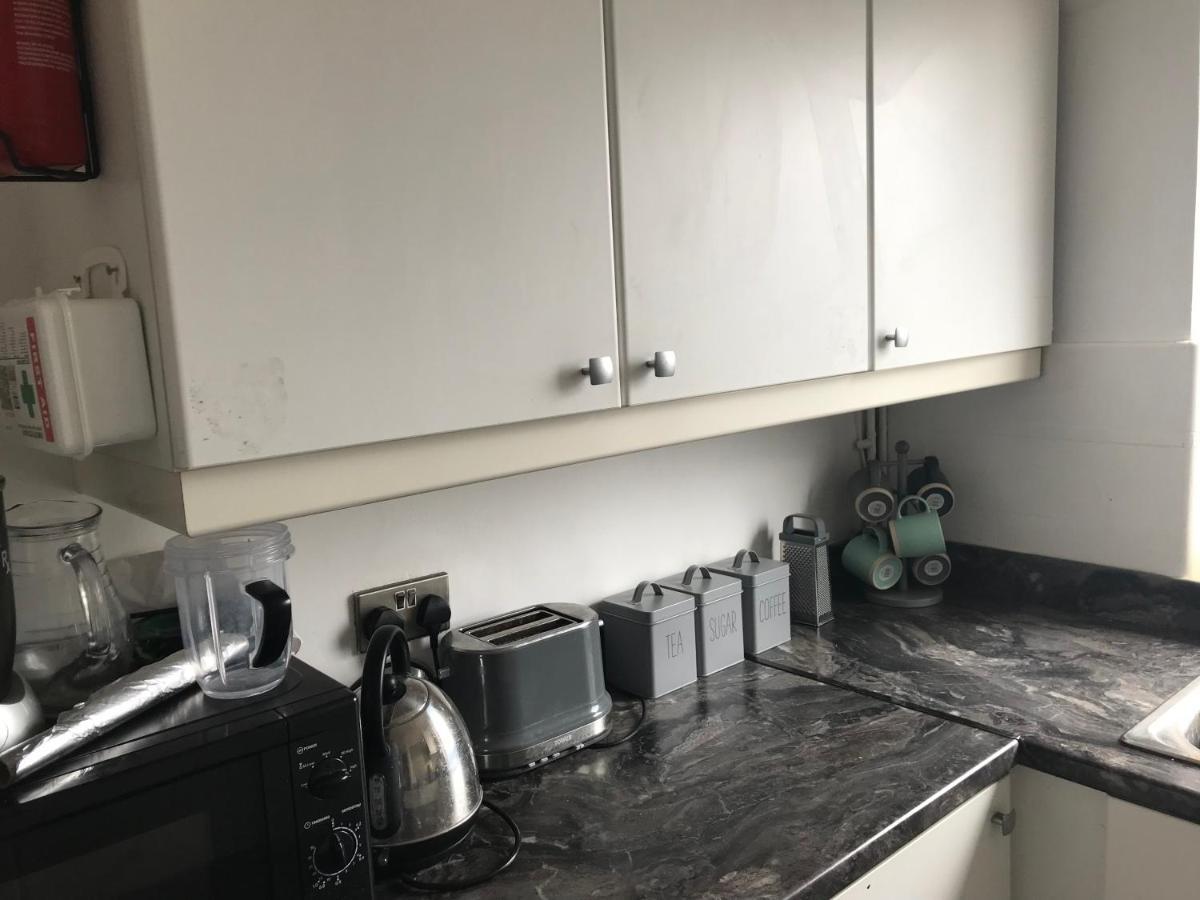 4 Bedroom Property Which Sleeps 8 Very Close To The Harry Potter Studio And Watford Junction Exteriér fotografie